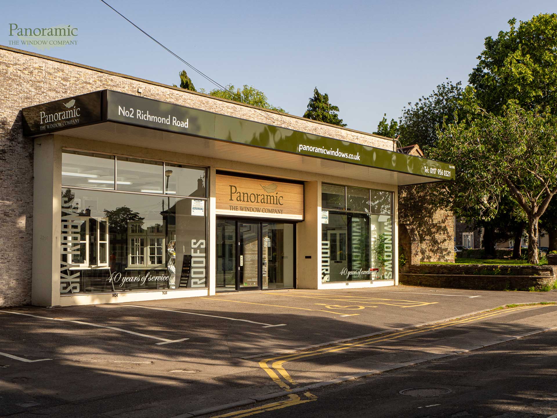 Aluminium Bifold Doors, Bristol Panoramic Bifolds
